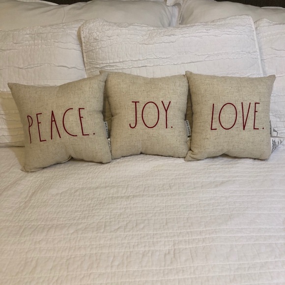 Rae Dunn Other - 🆕NWT Rae Dunn JOY PEACE LOVE 3 Pillow Set